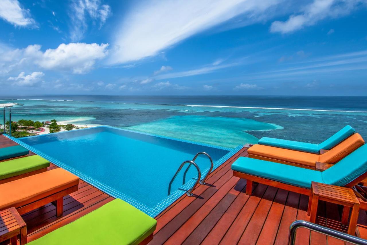 Triton Prestige Seaview And Spa Maafushi Exterior photo